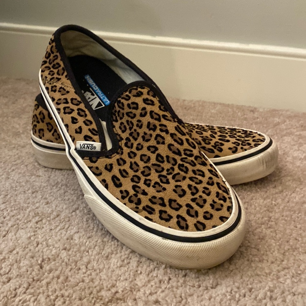Cheetah Slip-on Vans 7.5